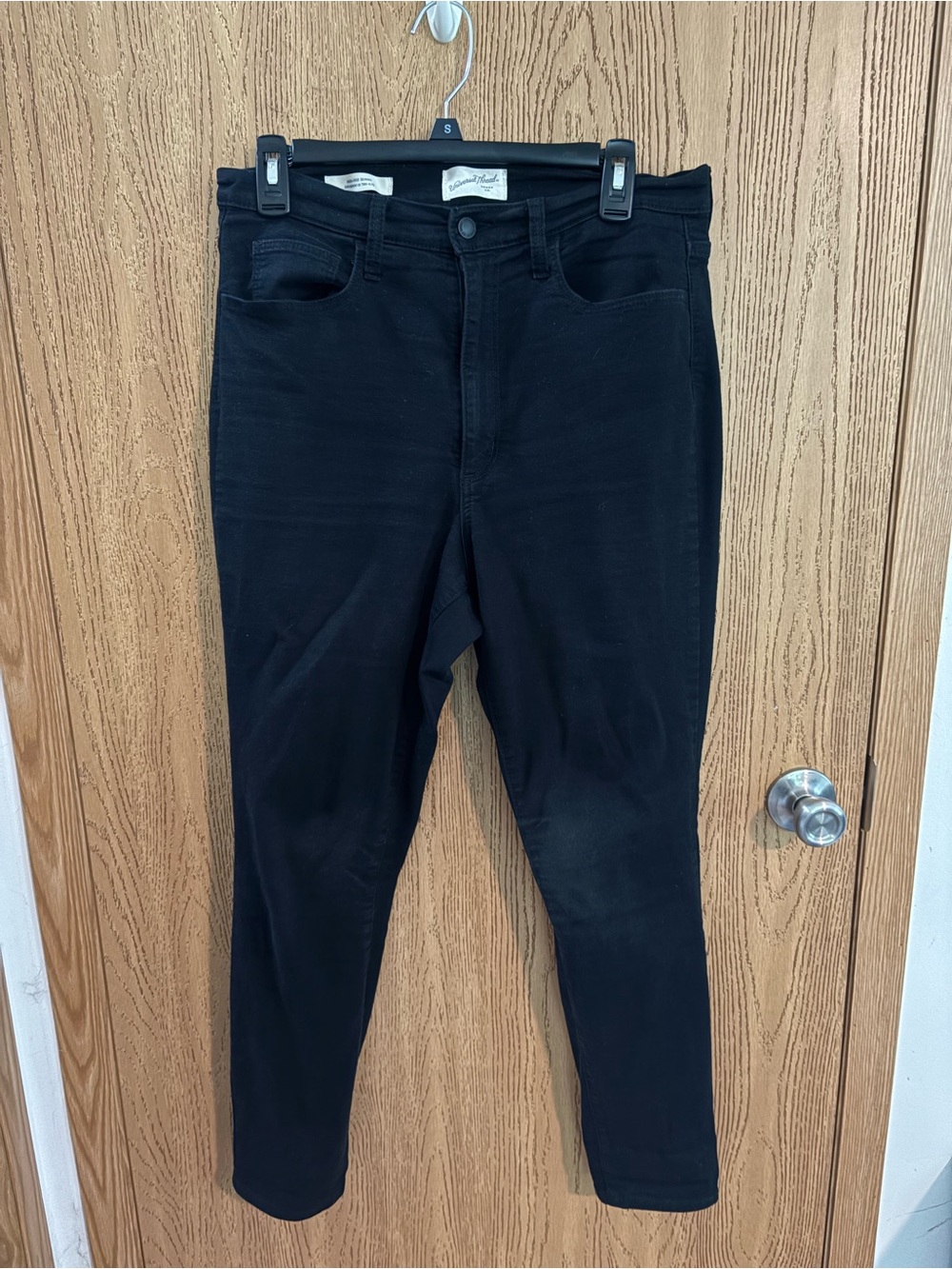 Universal Thread Black High-Rise Skinny Jeans